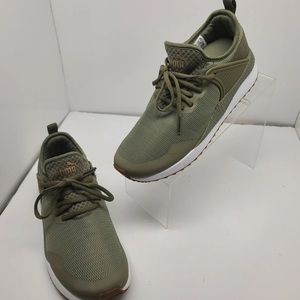 Puma Women's Pacer Next Cage Fresh Mesh Sneakers Olive 373983-02 Size 8